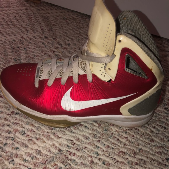Hyperdunk 2010 - Picture 1 of 4